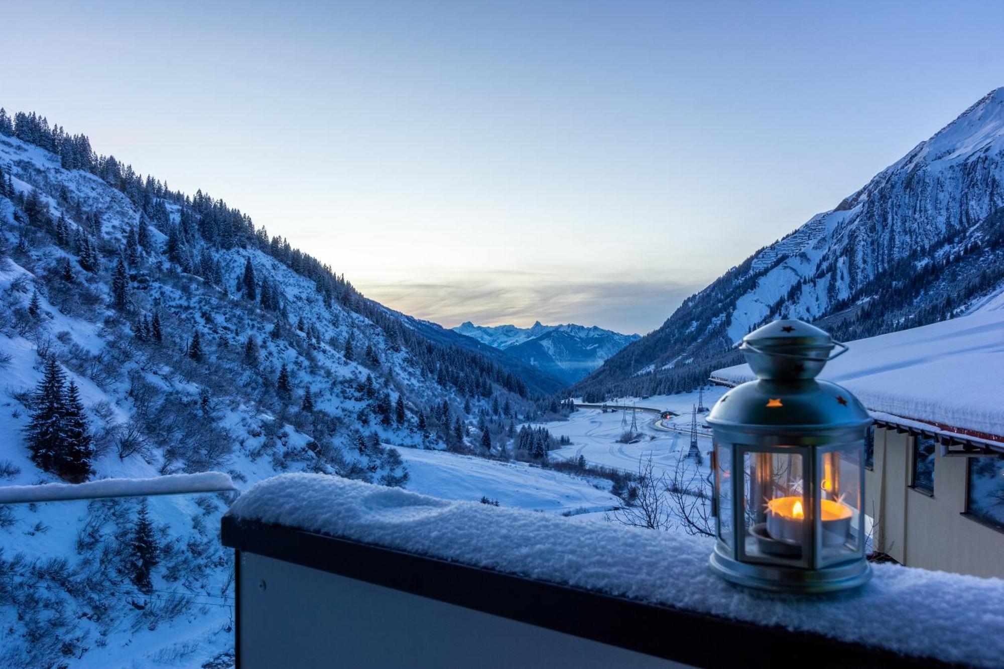 Wohlfuehlhotel Hubertushof Stuben am Arlberg Exterior foto